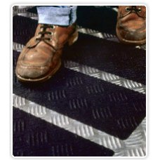 Антиковзка стрічка «Формольована»-510 (чорна),530 (жовта)