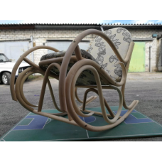 Крісло-гойдалка з ротанга Олімп